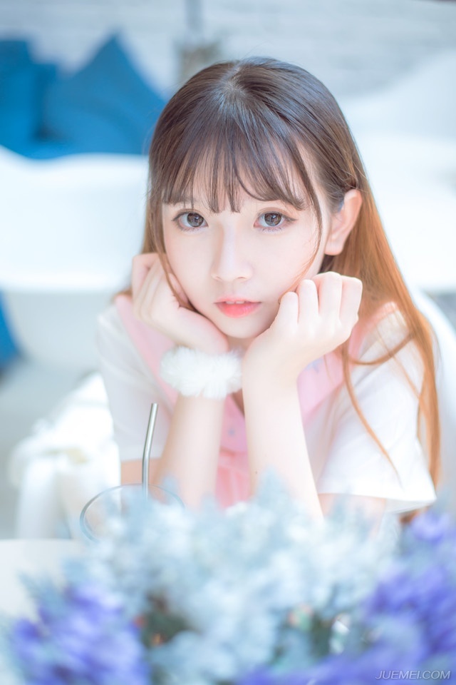 “啊？”刘璋彻底懵了，茫然的看向孟达：“这话从何说起？我又何时私通他妻子？”